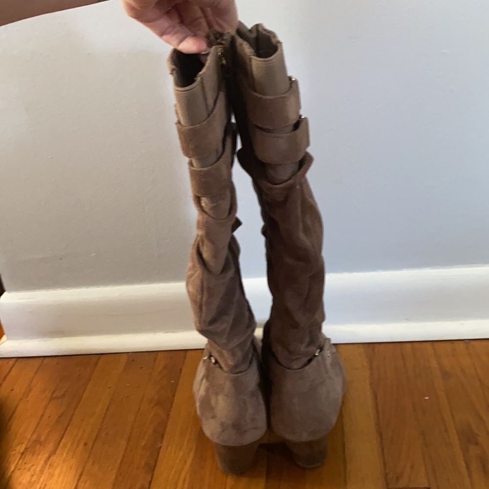 Dr. Scholl's Brown Slouchy Mid-Heel Boots - Picture 3 of 5